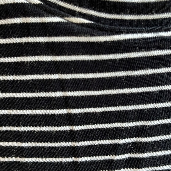 VGUC Vince dress - Picture 10 of 11